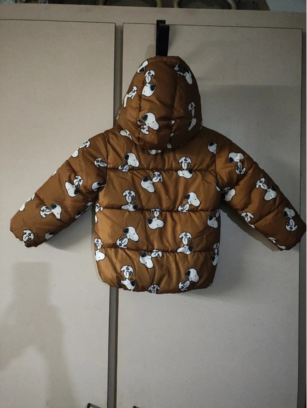 Peanuts Snoopy Puffy Jacket Brown size 4T